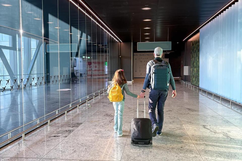 How Co-Parents Can Travel Out of State With Kids for the Holidays