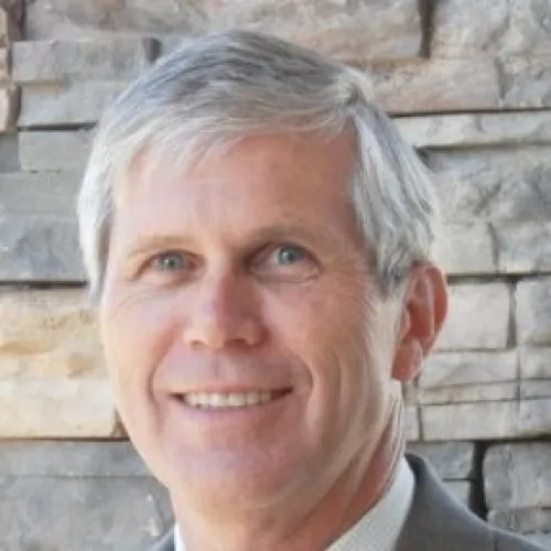 Tom Dozier headshot