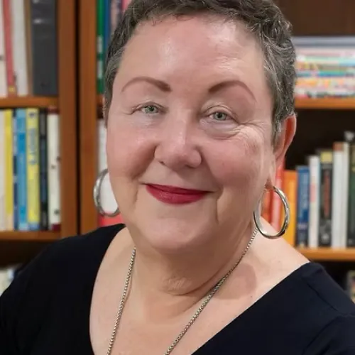 Elinor Robin headshot