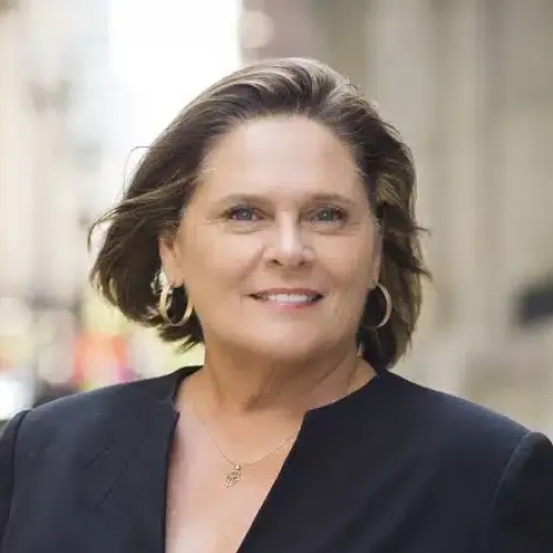 Janice Boback headshot