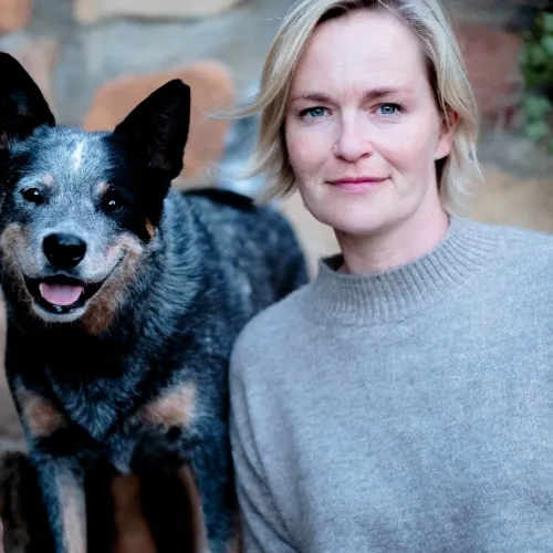 Karis Nafte headshot