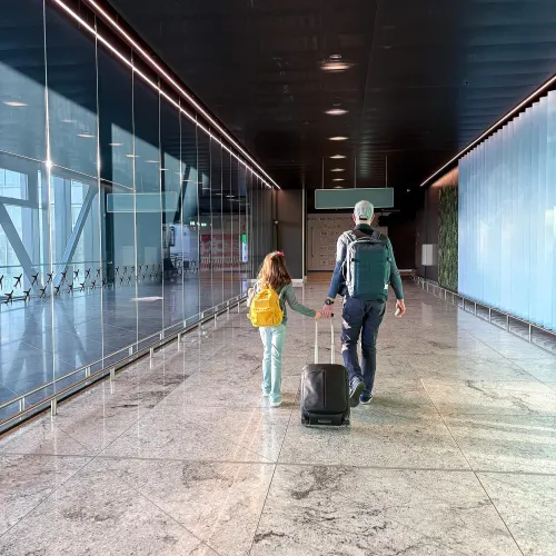 How Co-Parents Can Travel Out of State With Kids for the Holidays